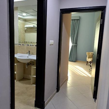 Vvip Apartment Dubai Luaran gambar